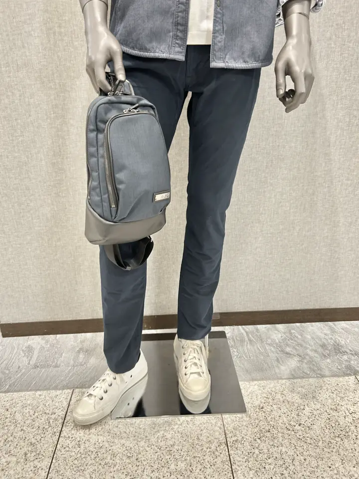 JOSEPH ABBOUD 上田 コーディネート画像