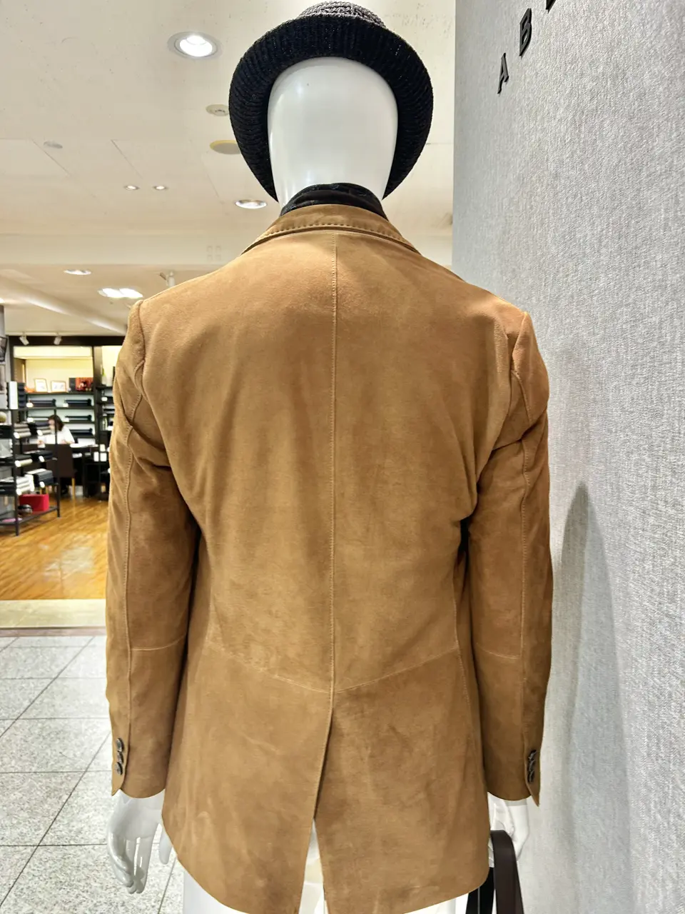 JOSEPH ABBOUD 上田 コーディネート画像