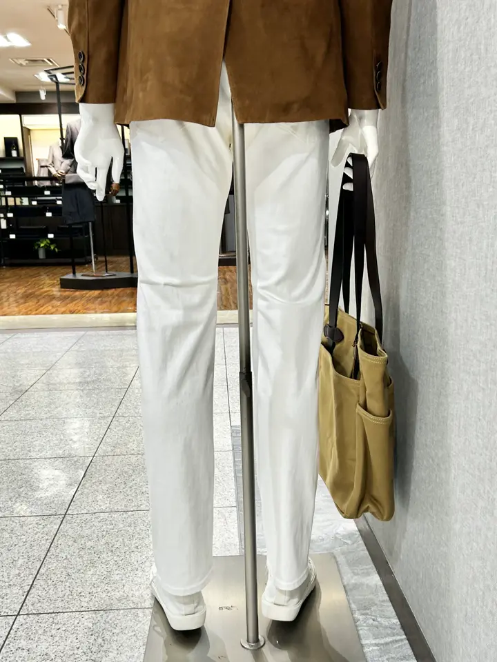 JOSEPH ABBOUD 上田 コーディネート画像