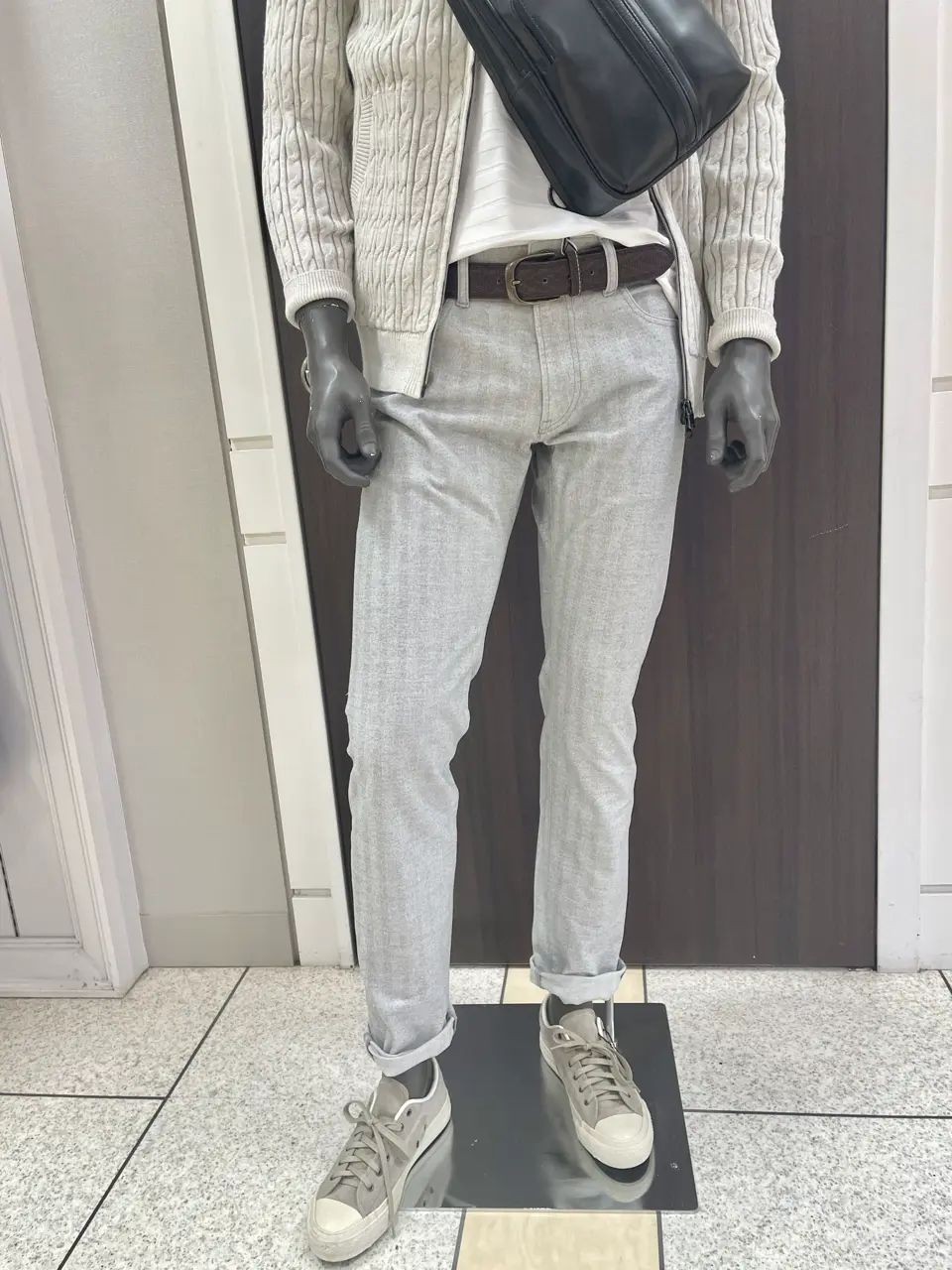 JOSEPH ABBOUD 松山 コーディネート画像