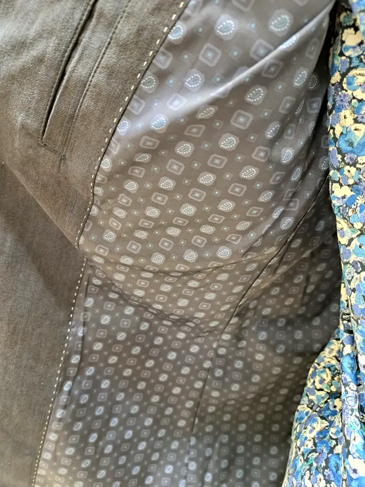 JOSEPH ABBOUD 藤川 コーディネート画像