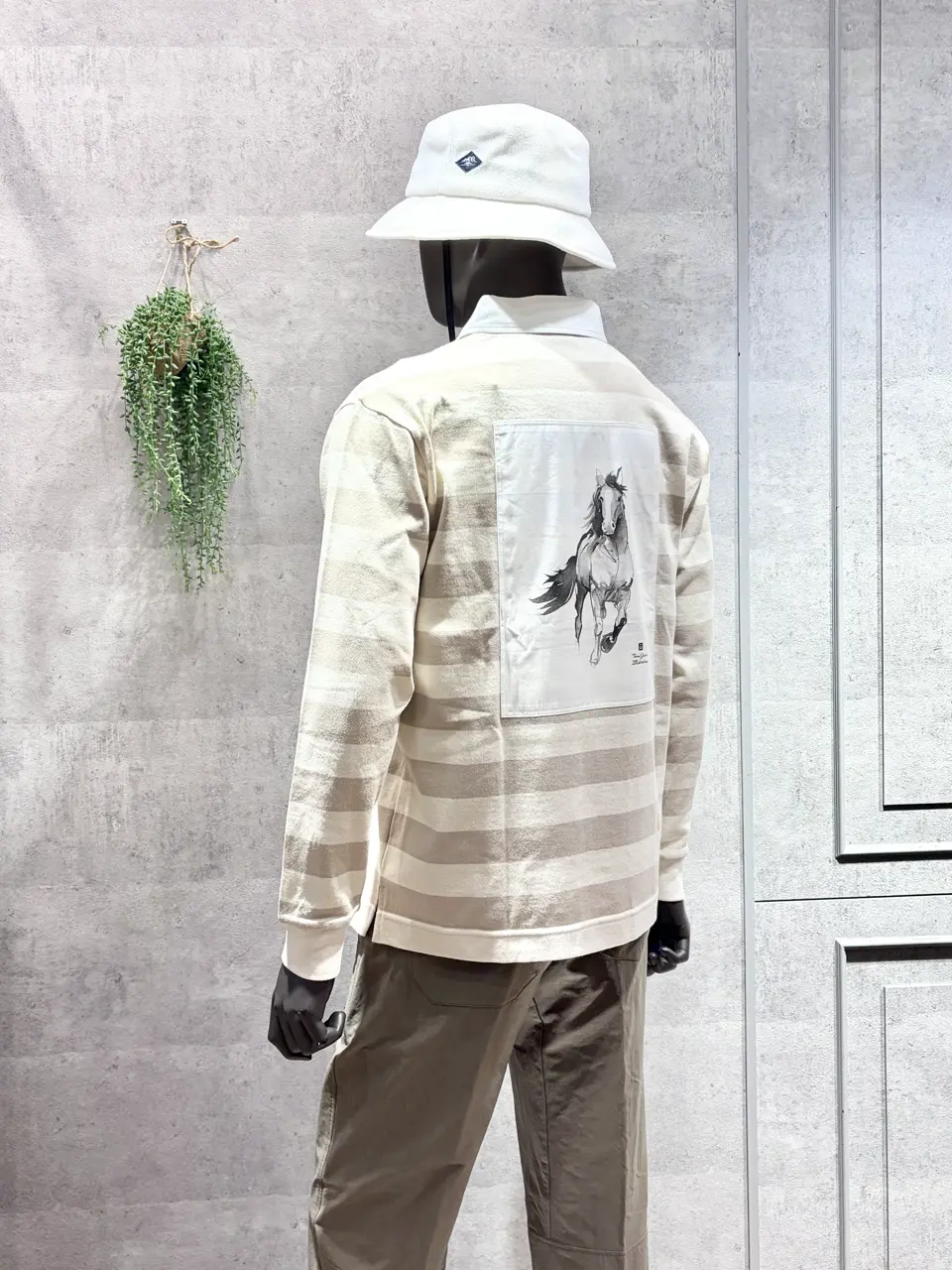 JOSEPH ABBOUD MOUNTAIN 二澤 コーディネート画像