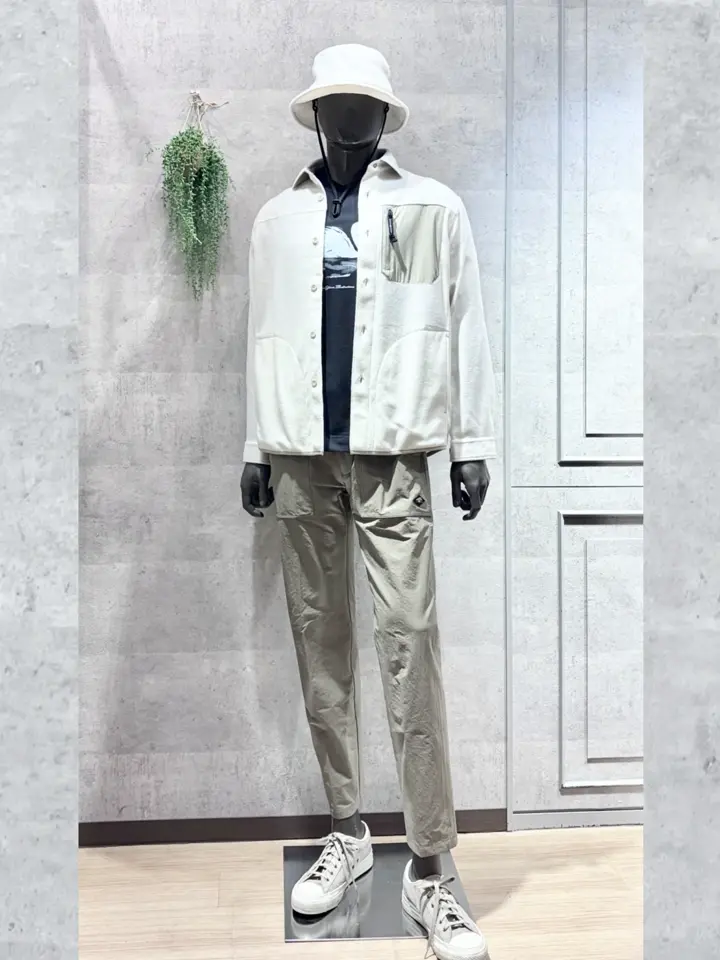 JOSEPH ABBOUD MOUNTAIN 二澤 コーディネート画像