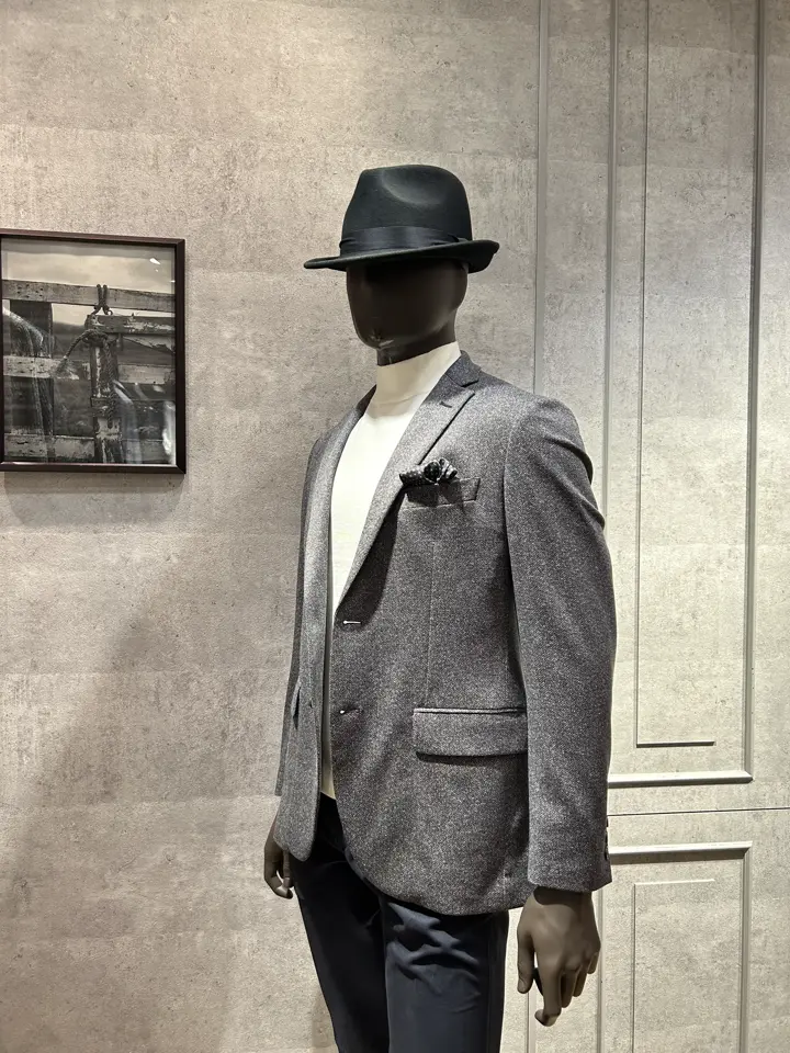 JOSEPH ABBOUD 上條 コーディネート画像