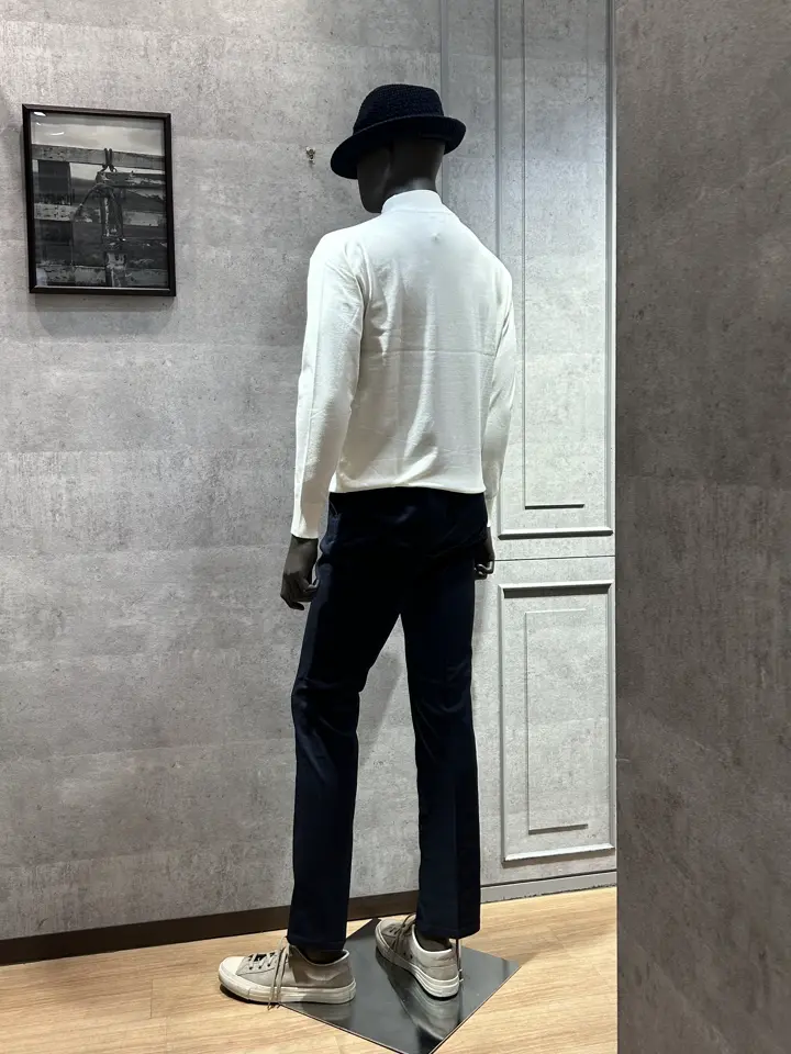 JOSEPH ABBOUD 上條 コーディネート画像