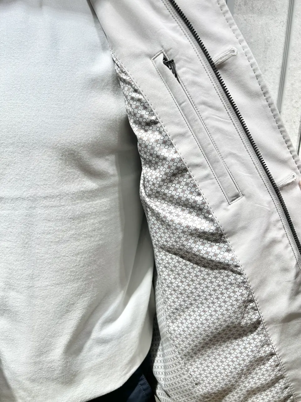 JOSEPH ABBOUD 二澤 コーディネート画像