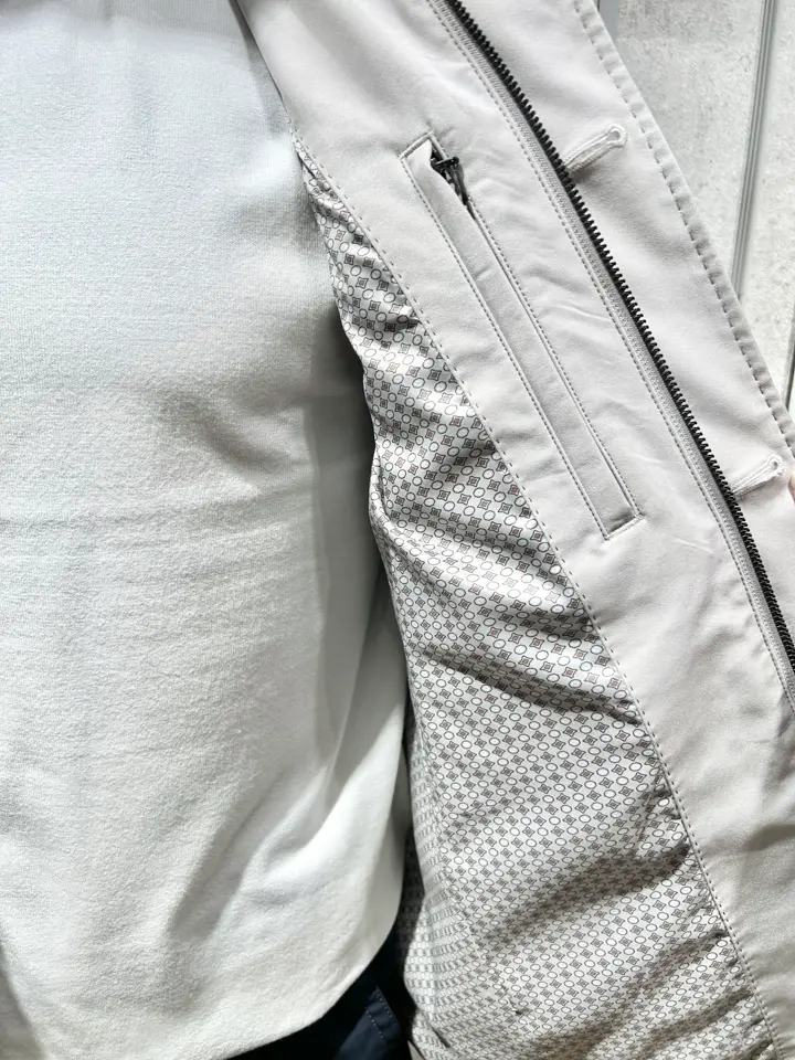 JOSEPH ABBOUD 二澤 コーディネート画像