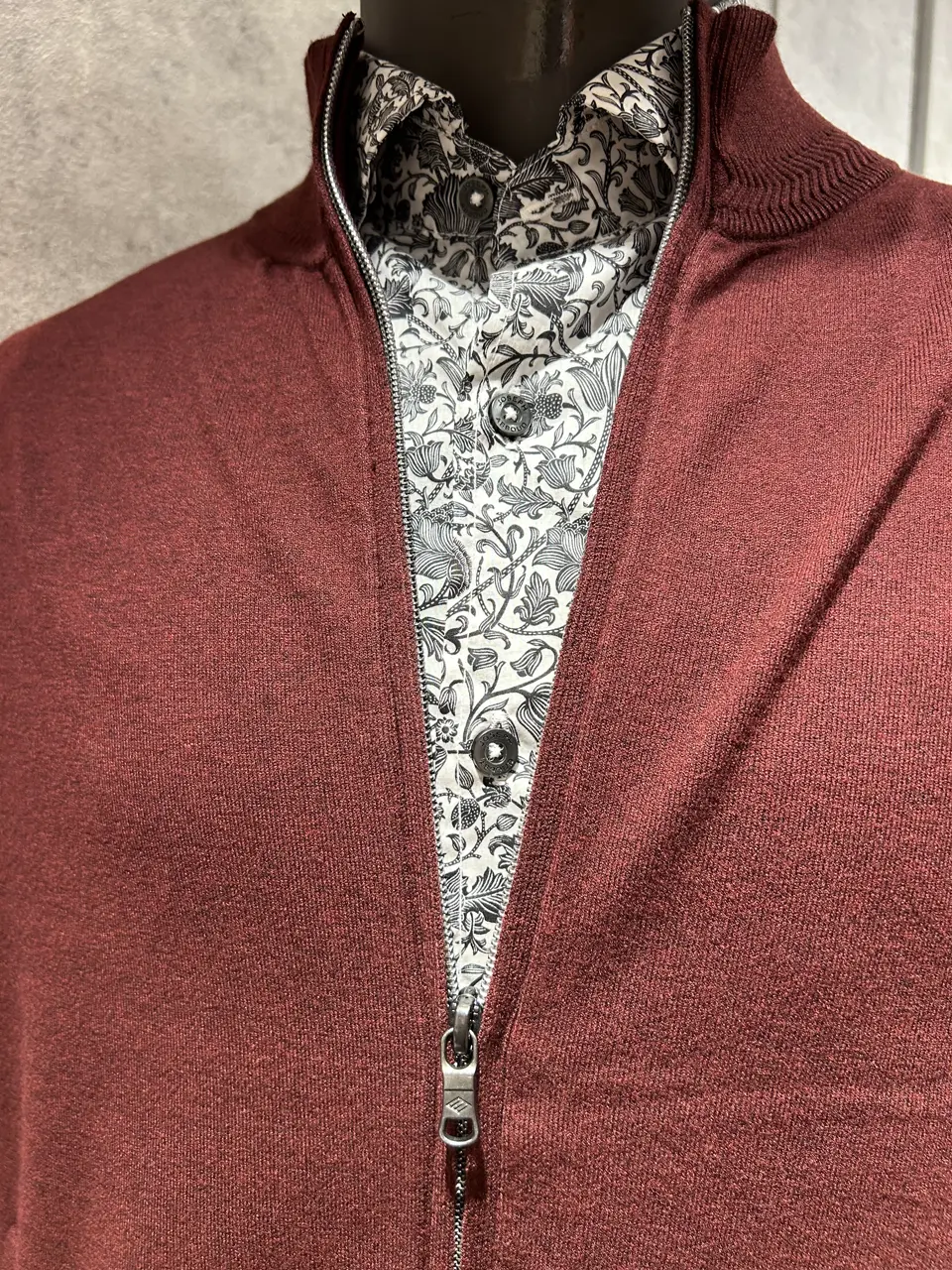 JOSEPH ABBOUD 上條 コーディネート画像