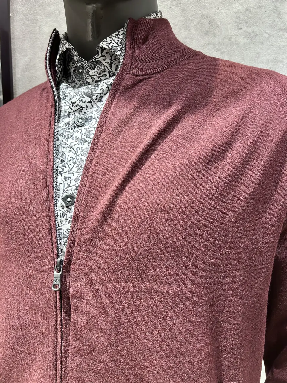 JOSEPH ABBOUD 二澤 コーディネート画像