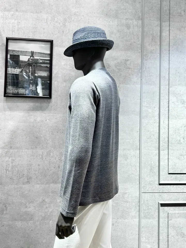 JOSEPH ABBOUD 二澤 コーディネート画像