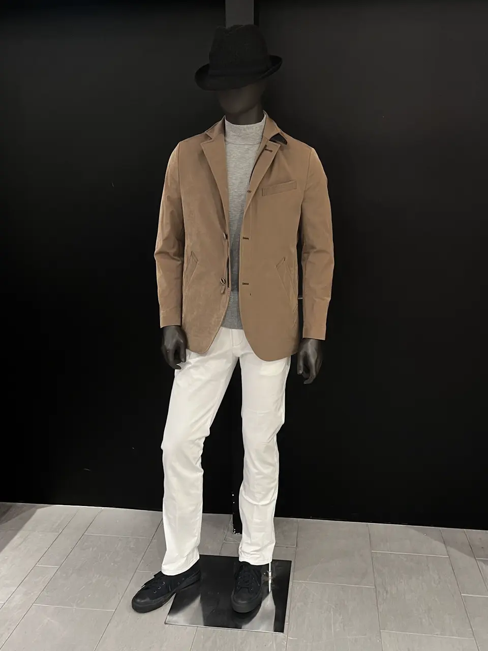 JOSEPH ABBOUD 長塚 コーディネート画像