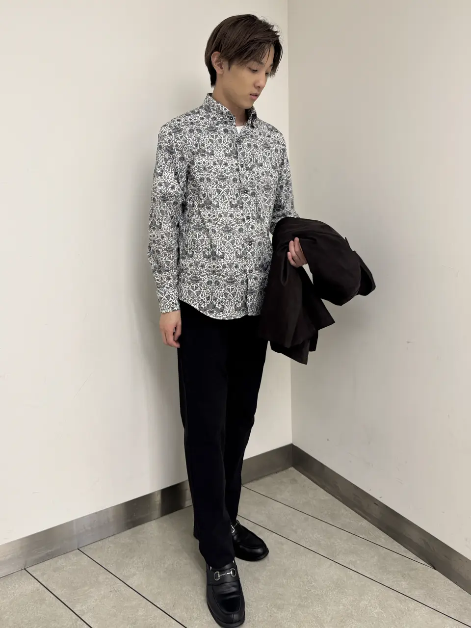 JOSEPH ABBOUD 吉田 コーディネート画像