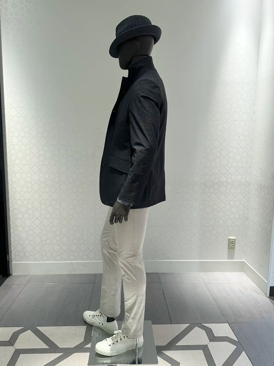 JOSEPH ABBOUD 石川 コーディネート画像