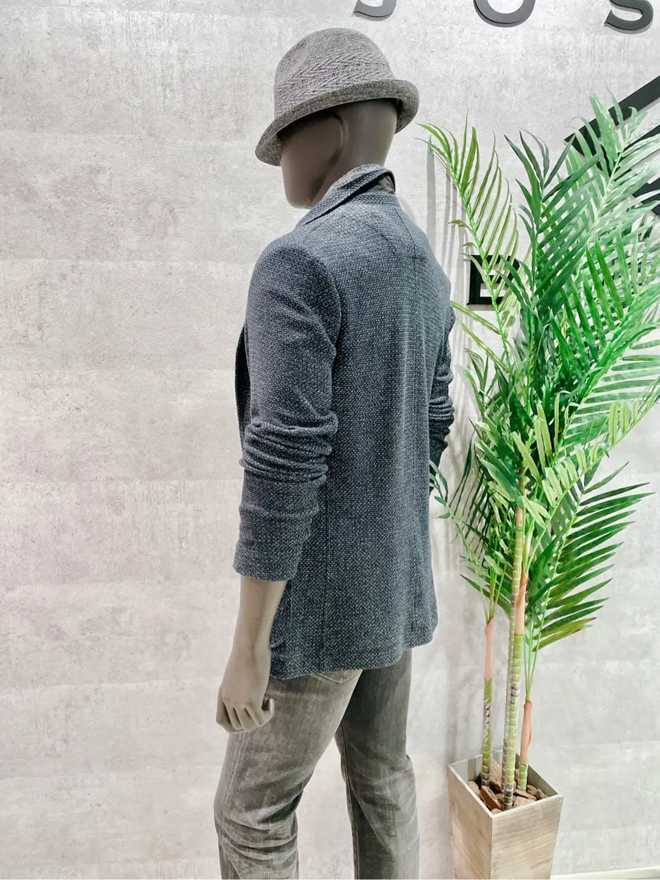 JOSEPH ABBOUD 二澤 コーディネート画像