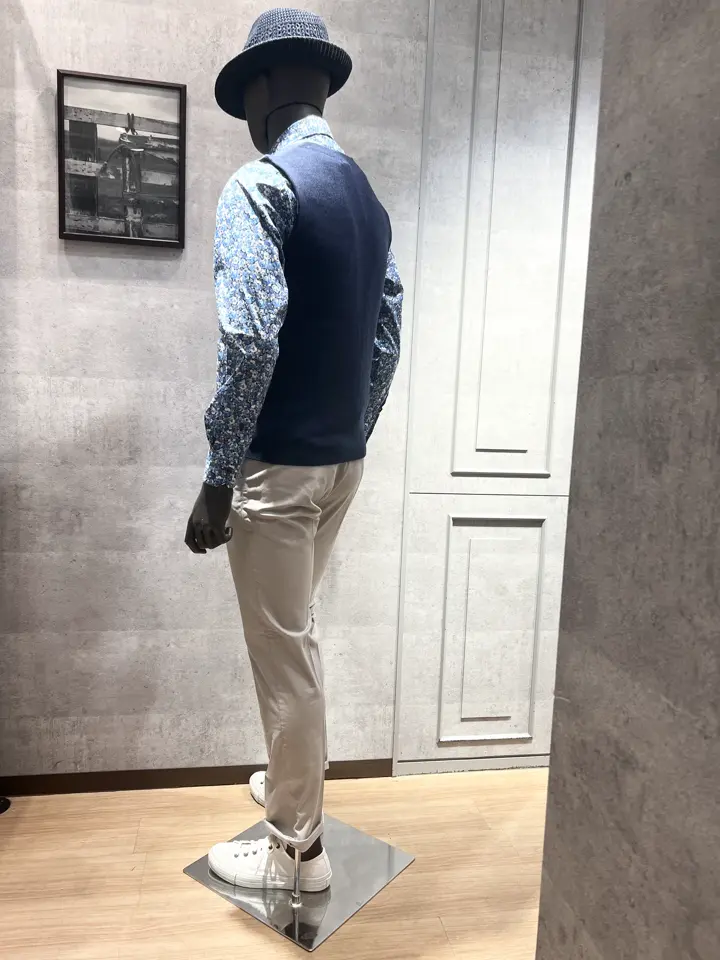 JOSEPH ABBOUD 上條 コーディネート画像