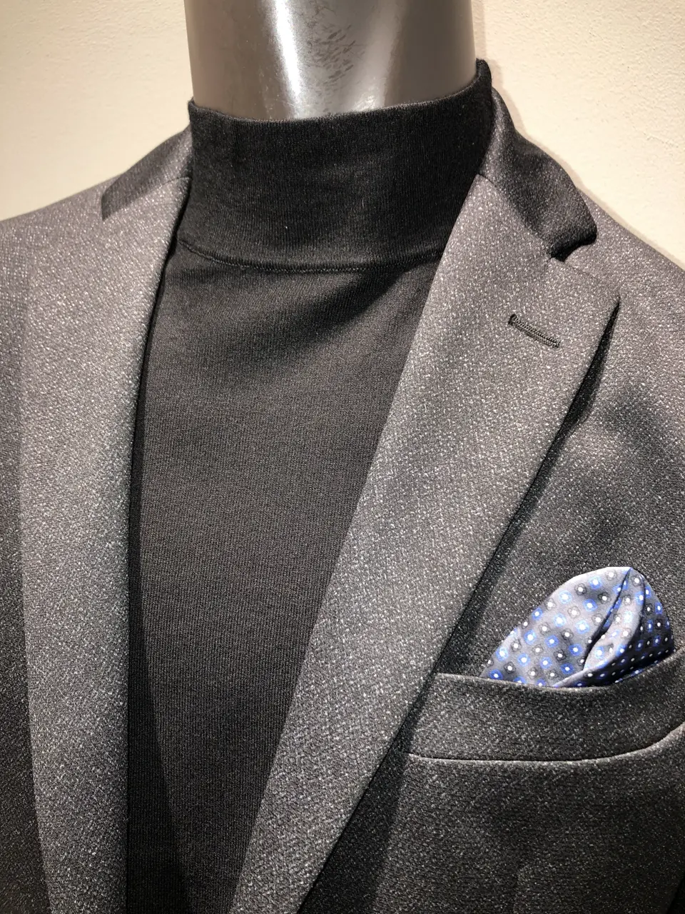 JOSEPH ABBOUD 川田 コーディネート画像