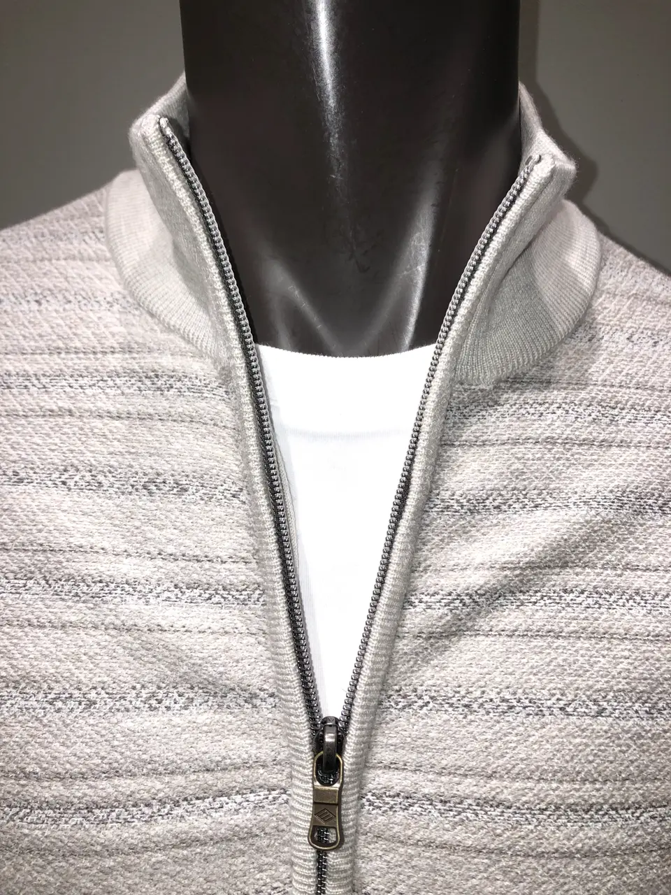 JOSEPH ABBOUD 川田 コーディネート画像