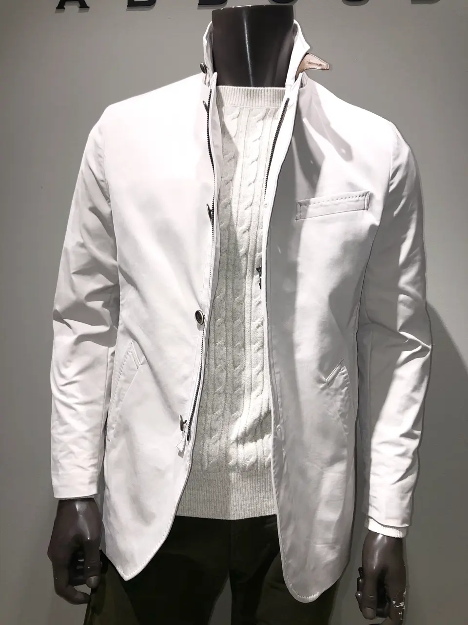 JOSEPH ABBOUD 川田 コーディネート画像