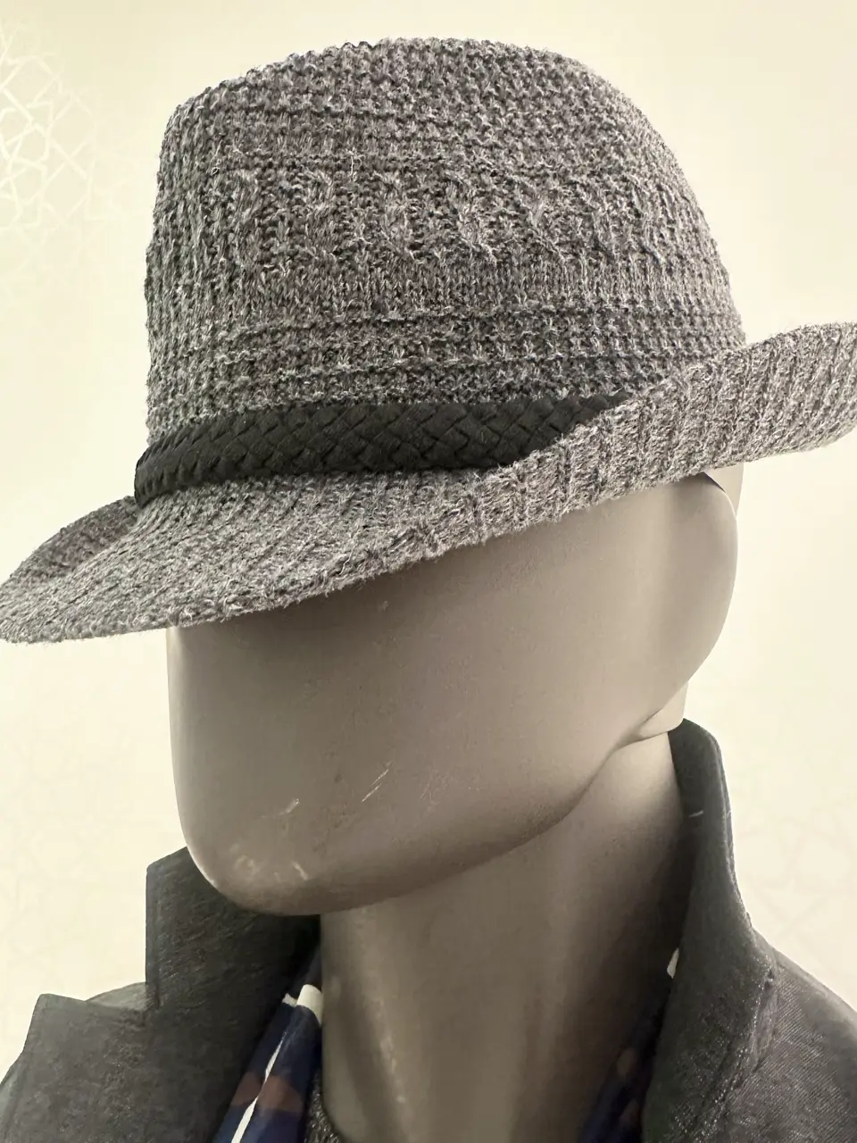 JOSEPH ABBOUD 石川 コーディネート画像