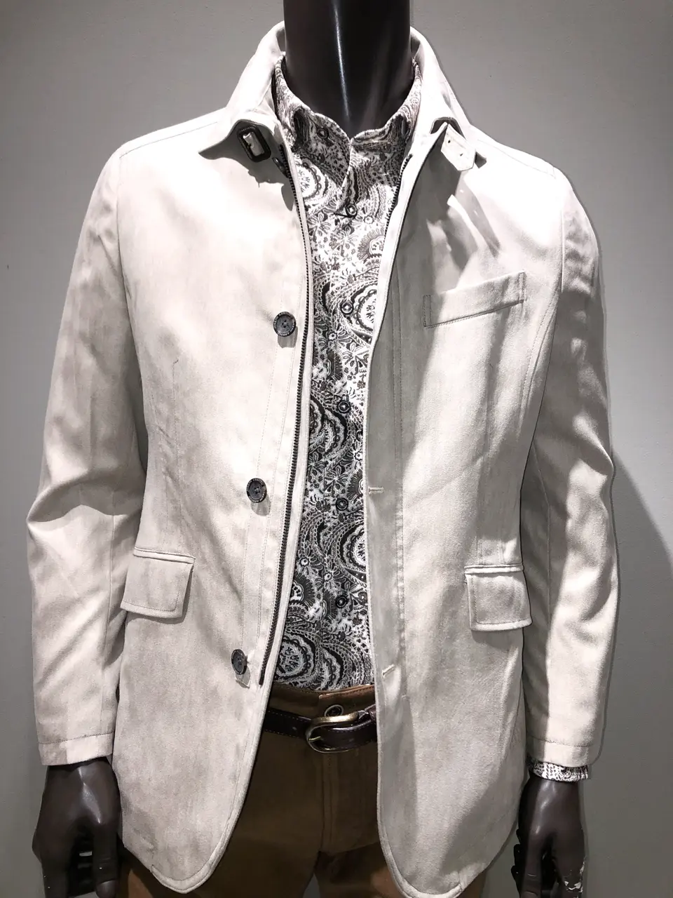 JOSEPH ABBOUD 川田 コーディネート画像