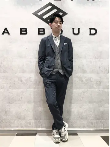 JOSEPH ABBOUD 二澤 コーディネート画像