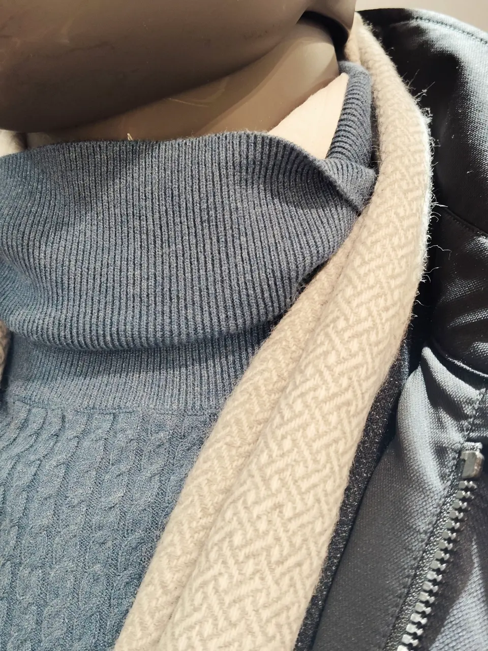 JOSEPH ABBOUD 中島 コーディネート画像