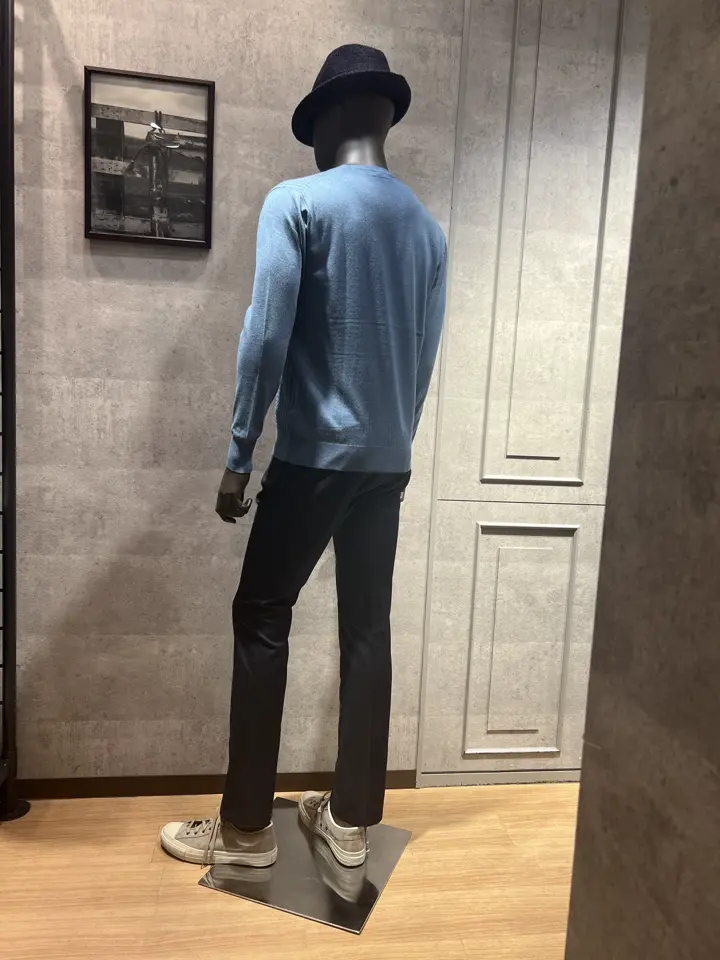 JOSEPH ABBOUD 上條 コーディネート画像