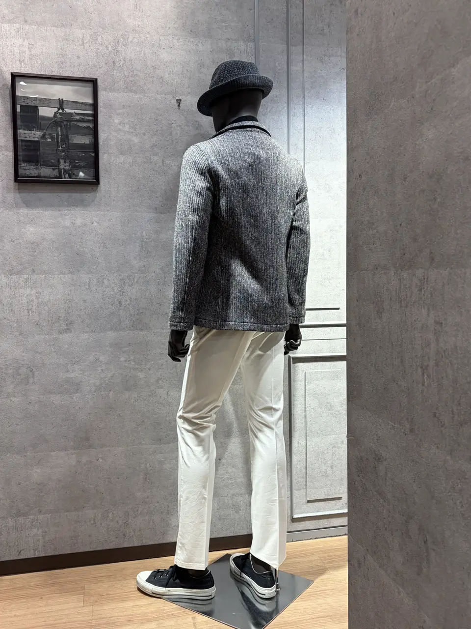 JOSEPH ABBOUD 上條 コーディネート画像