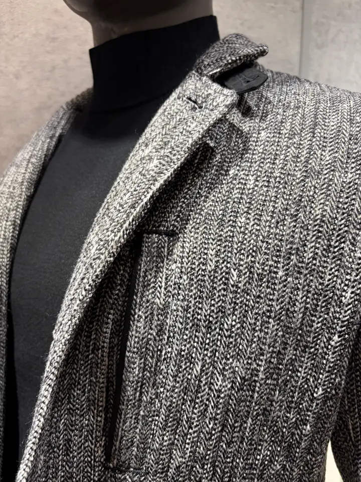 JOSEPH ABBOUD 上條 コーディネート画像