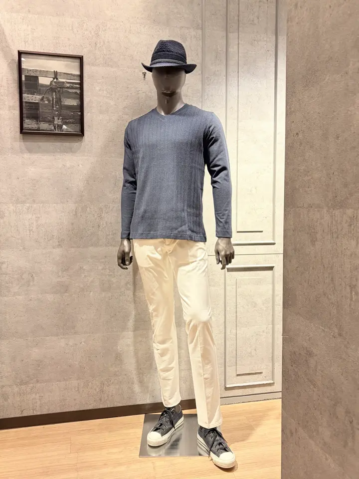 JOSEPH ABBOUD 上條 コーディネート画像