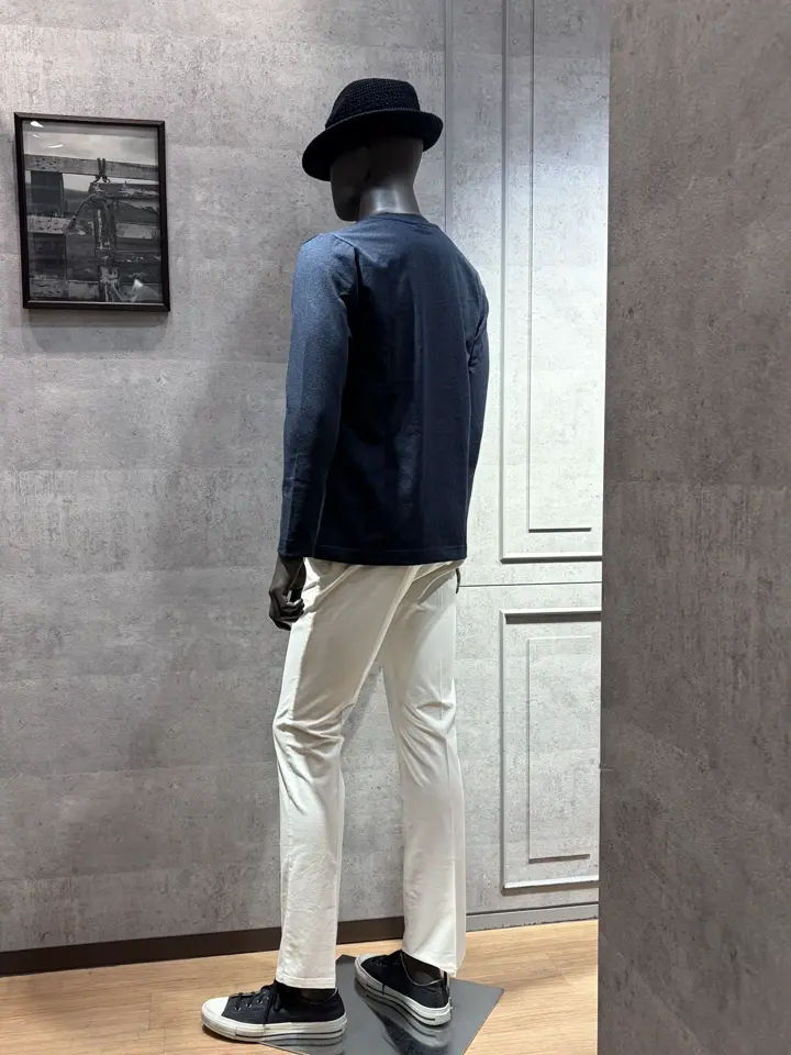 JOSEPH ABBOUD 上條 コーディネート画像