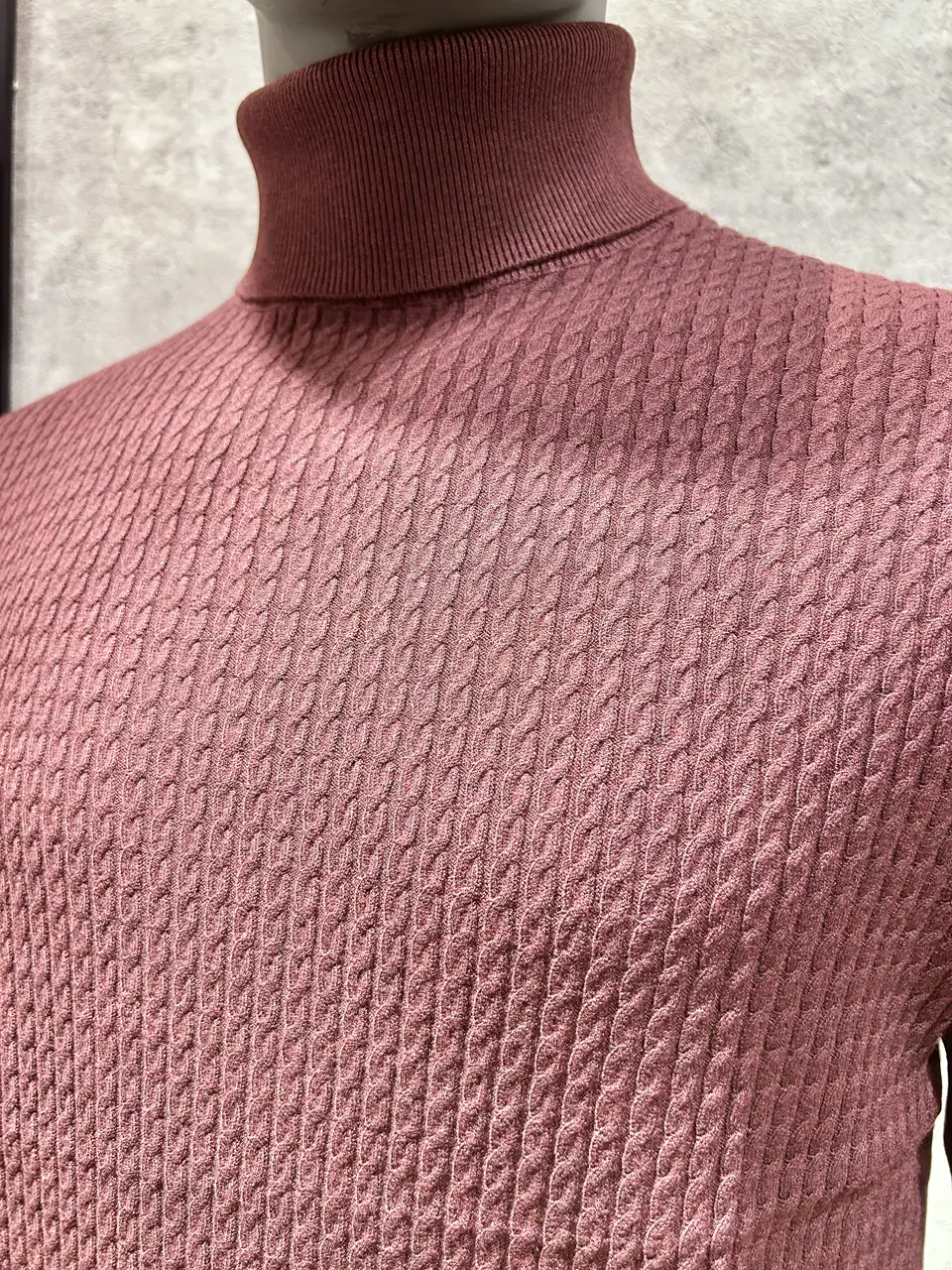 JOSEPH ABBOUD 二澤 コーディネート画像