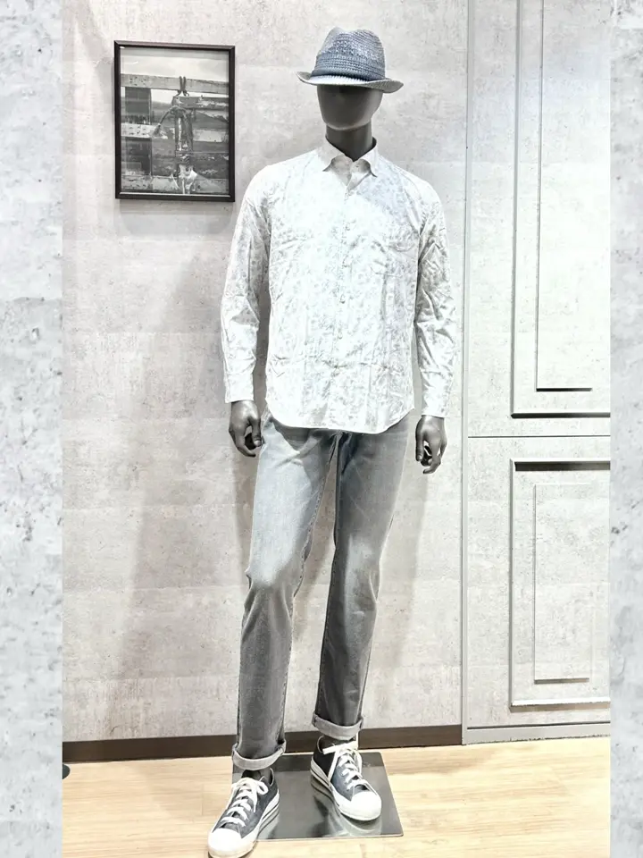 JOSEPH ABBOUD 二澤 コーディネート画像