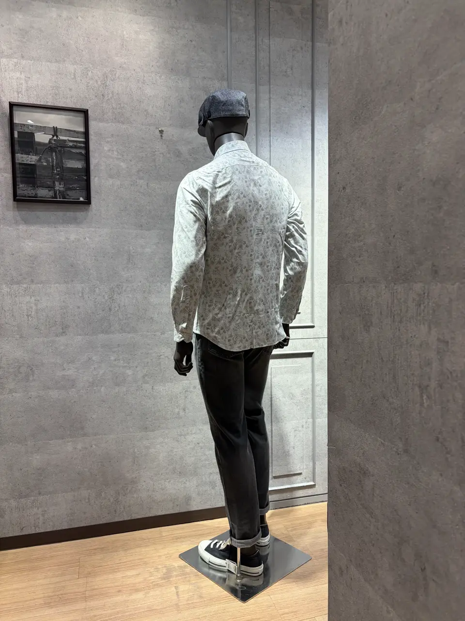 JOSEPH ABBOUD 上條 コーディネート画像