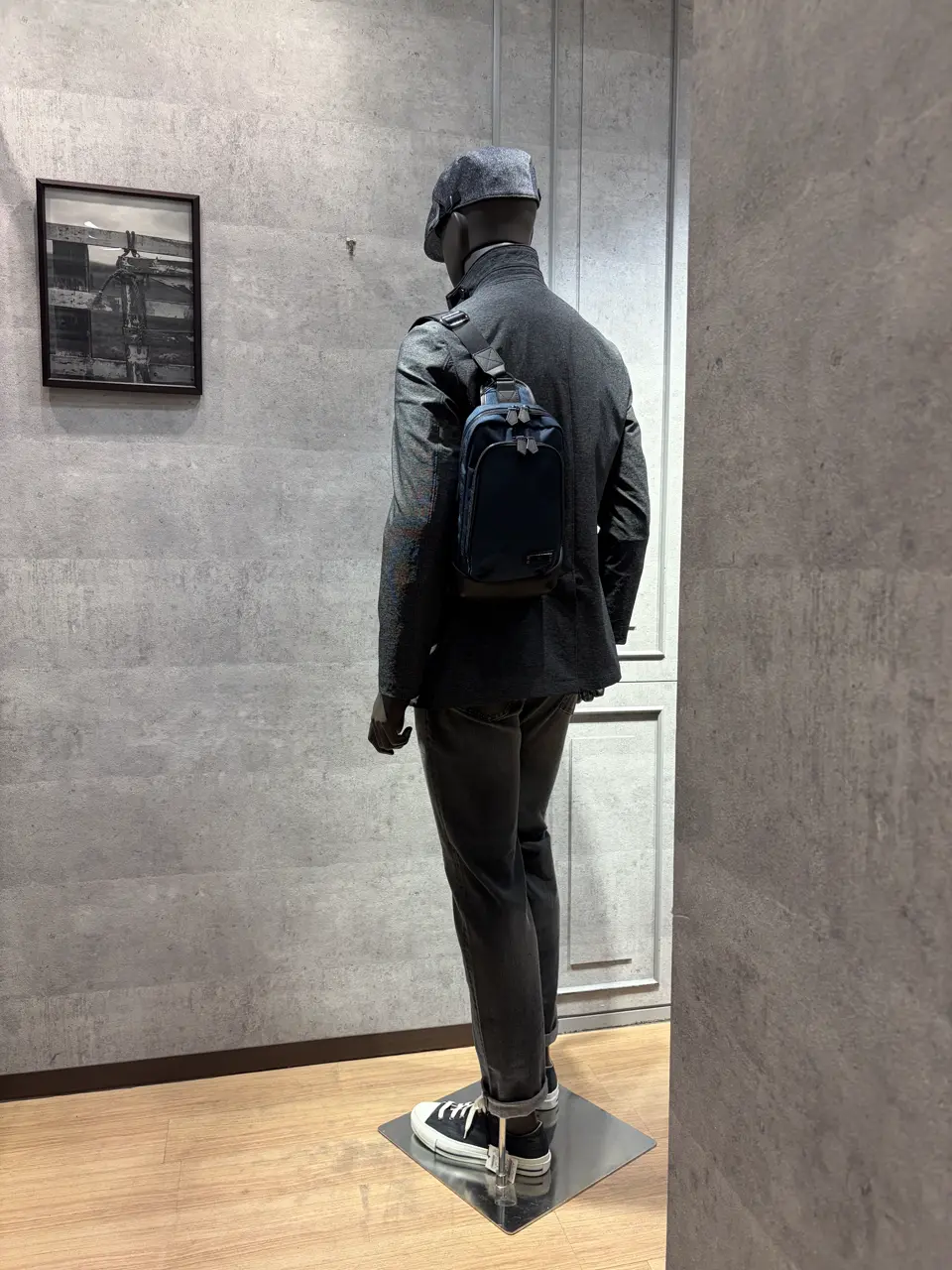 JOSEPH ABBOUD 上條 コーディネート画像