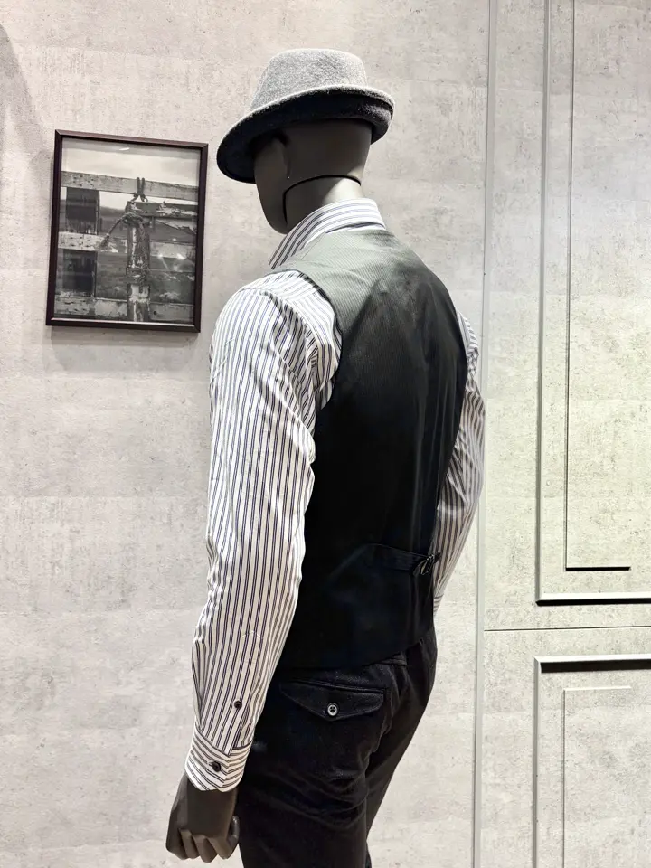 JOSEPH ABBOUD 二澤 コーディネート画像