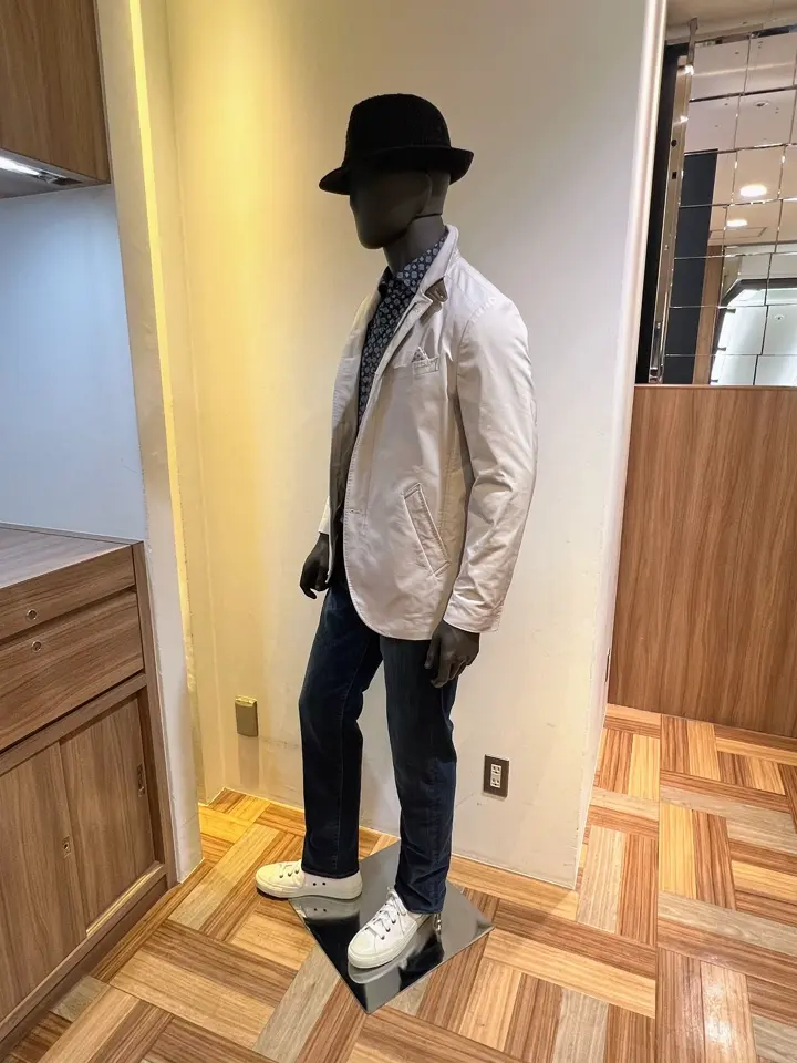 JOSEPH ABBOUD 森部 コーディネート画像