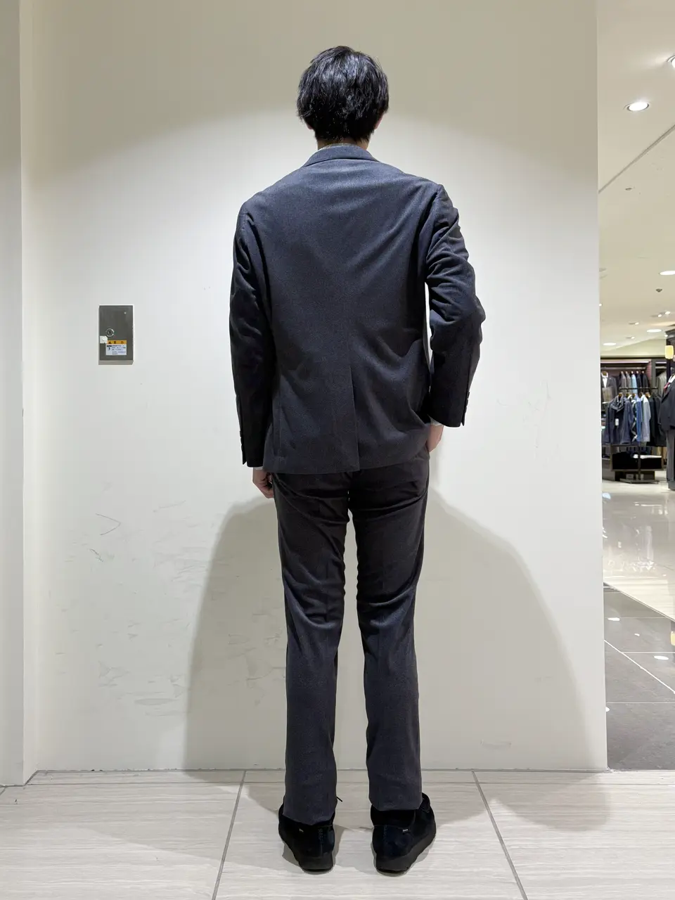 JOSEPH ABBOUD 小沼 コーディネート画像