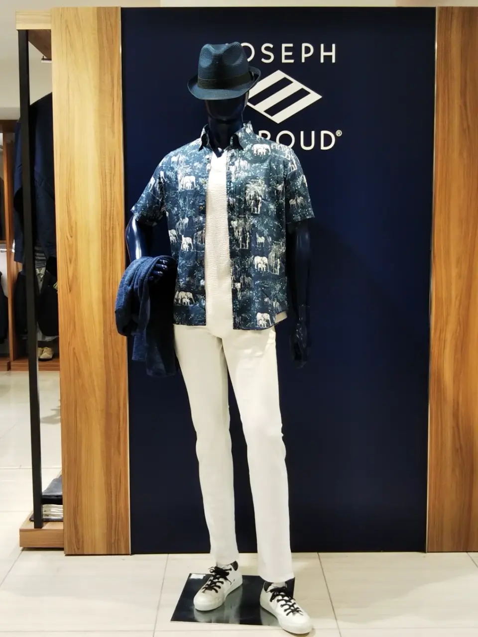  鈴木 コーディネート画像