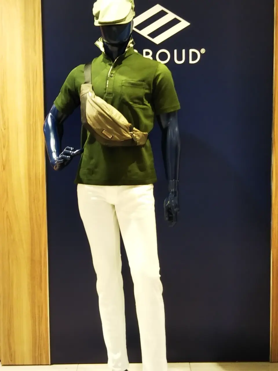 JOSEPH ABBOUD 鈴木 コーディネート画像