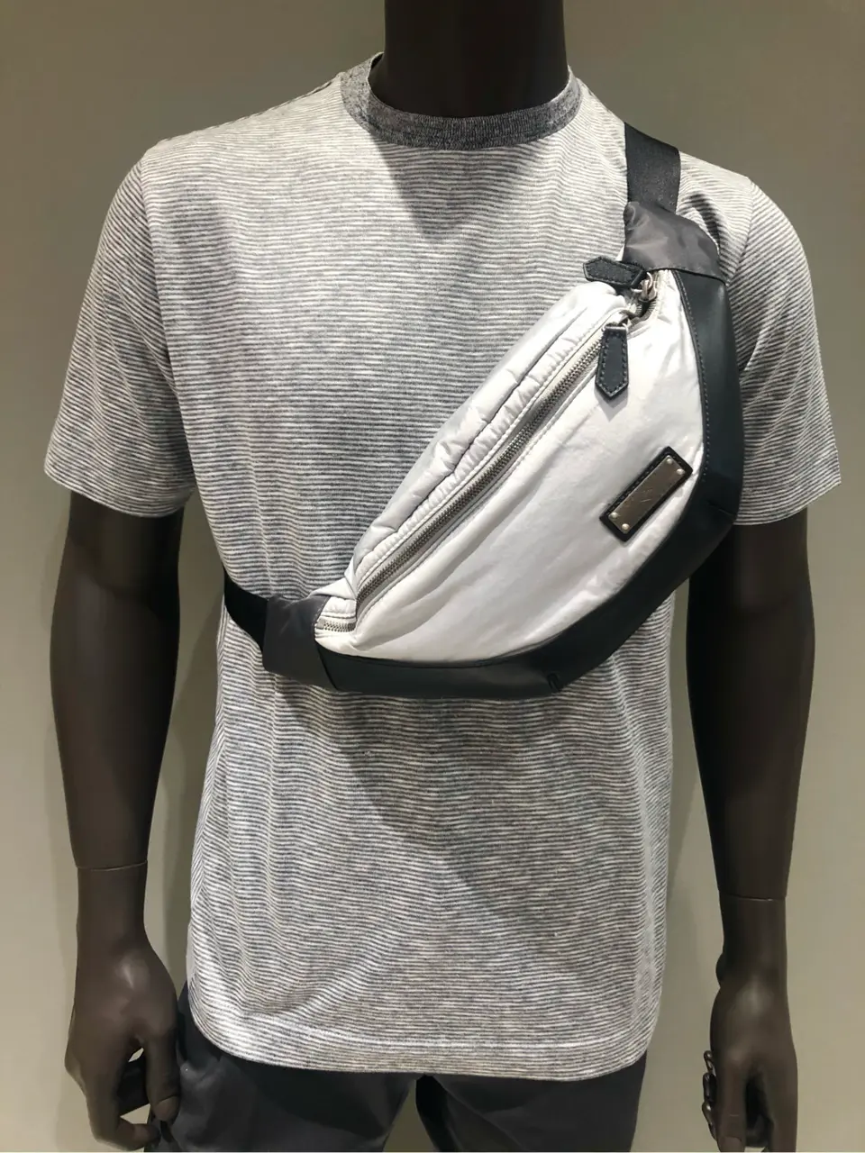 JOSEPH ABBOUD 川田 コーディネート画像