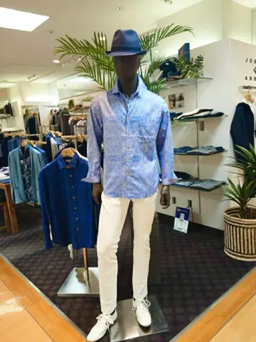 JOSEPH ABBOUD スタッフ コーディネート画像