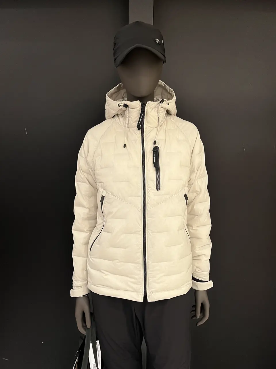 JOSEPH ABBOUD 長塚 コーディネート画像