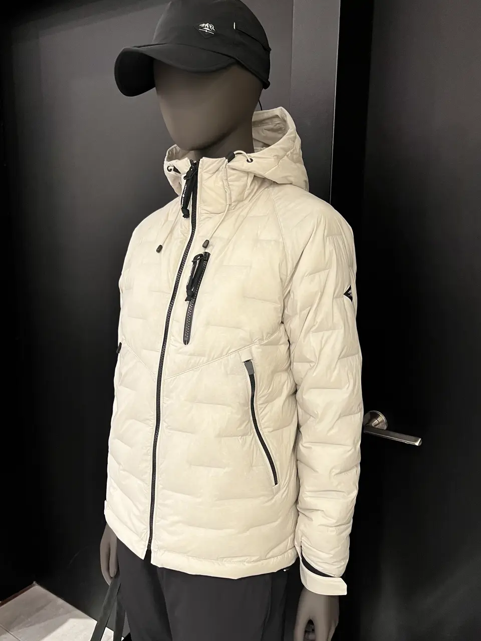 JOSEPH ABBOUD 長塚 コーディネート画像