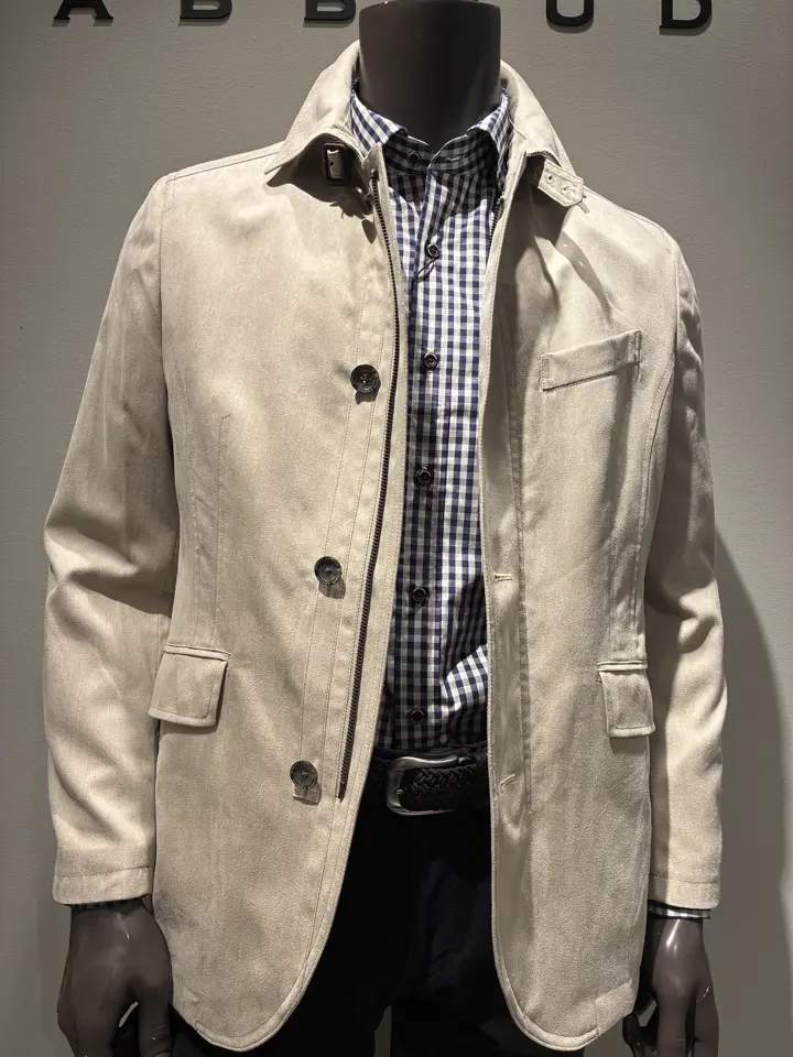 JOSEPH ABBOUD 伊津野 コーディネート画像