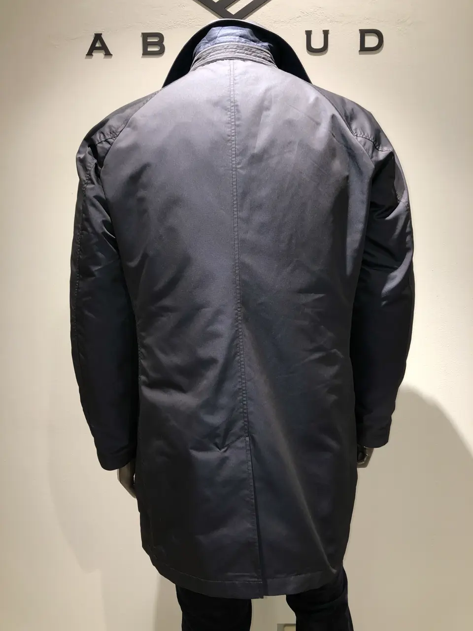 JOSEPH ABBOUD 川田 コーディネート画像