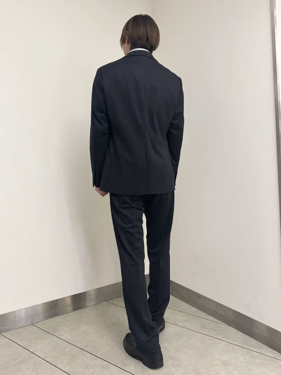 JOSEPH ABBOUD 吉田 コーディネート画像