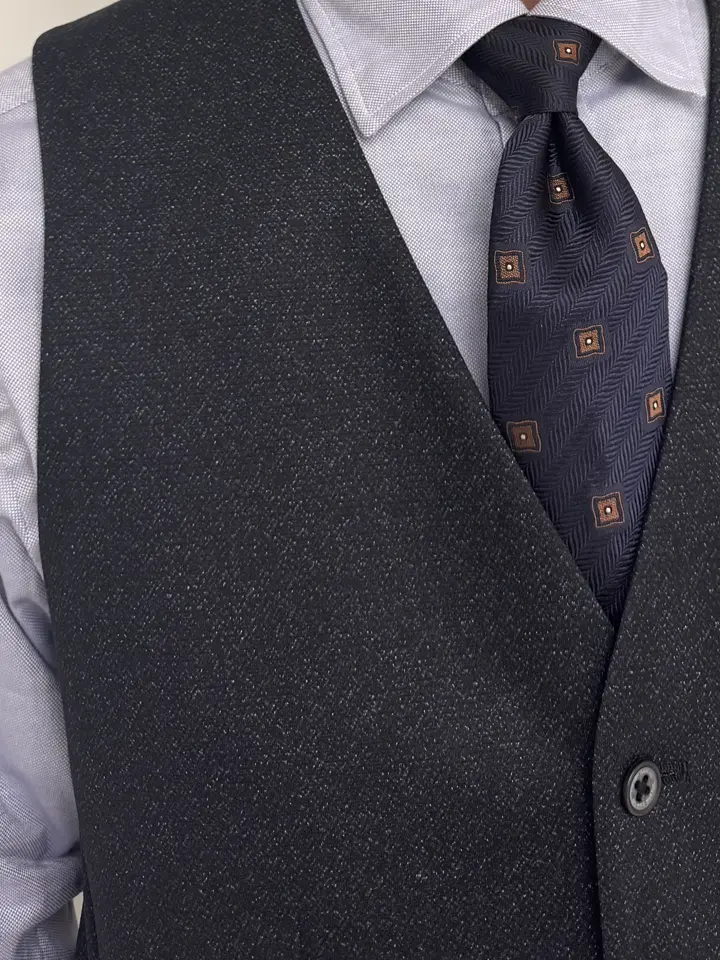 JOSEPH ABBOUD 吉田 コーディネート画像