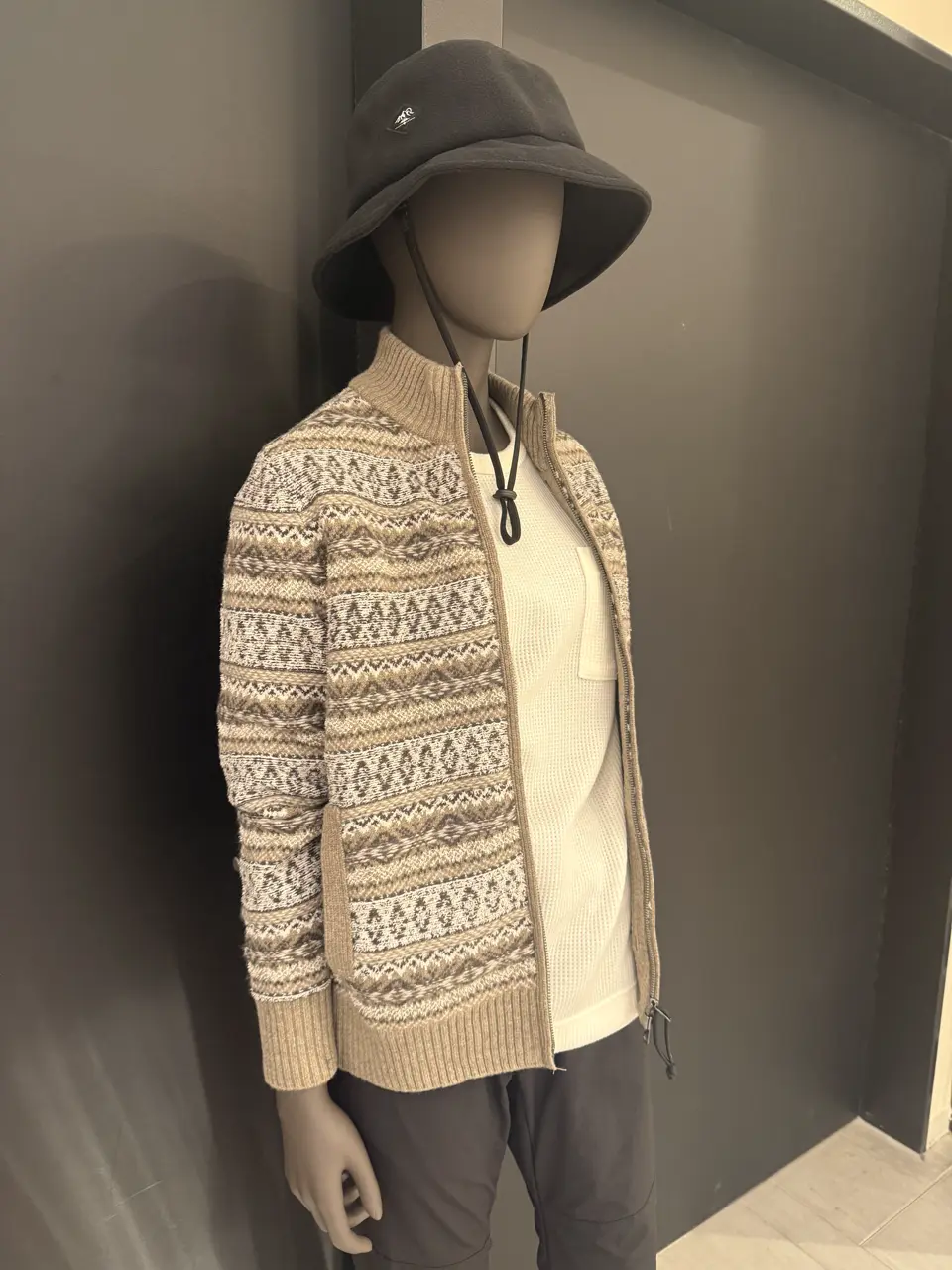 JOSEPH ABBOUD 髙橋 コーディネート画像