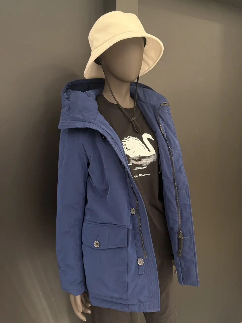 JOSEPH ABBOUD 髙橋 コーディネート画像